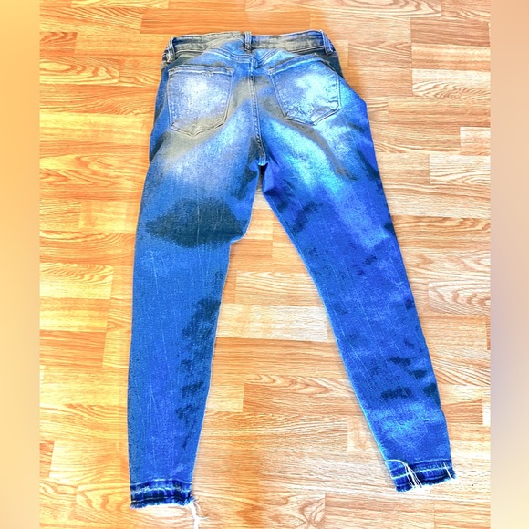 Kancan skinny jeans. Size 11/29. Raw hem. Very little distressing - Picture 2 of 7